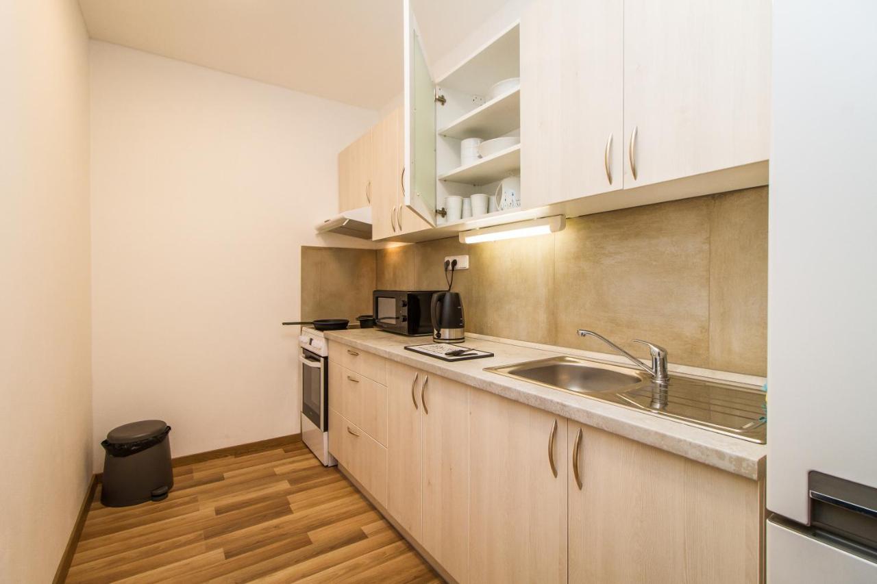 Apartment Silver